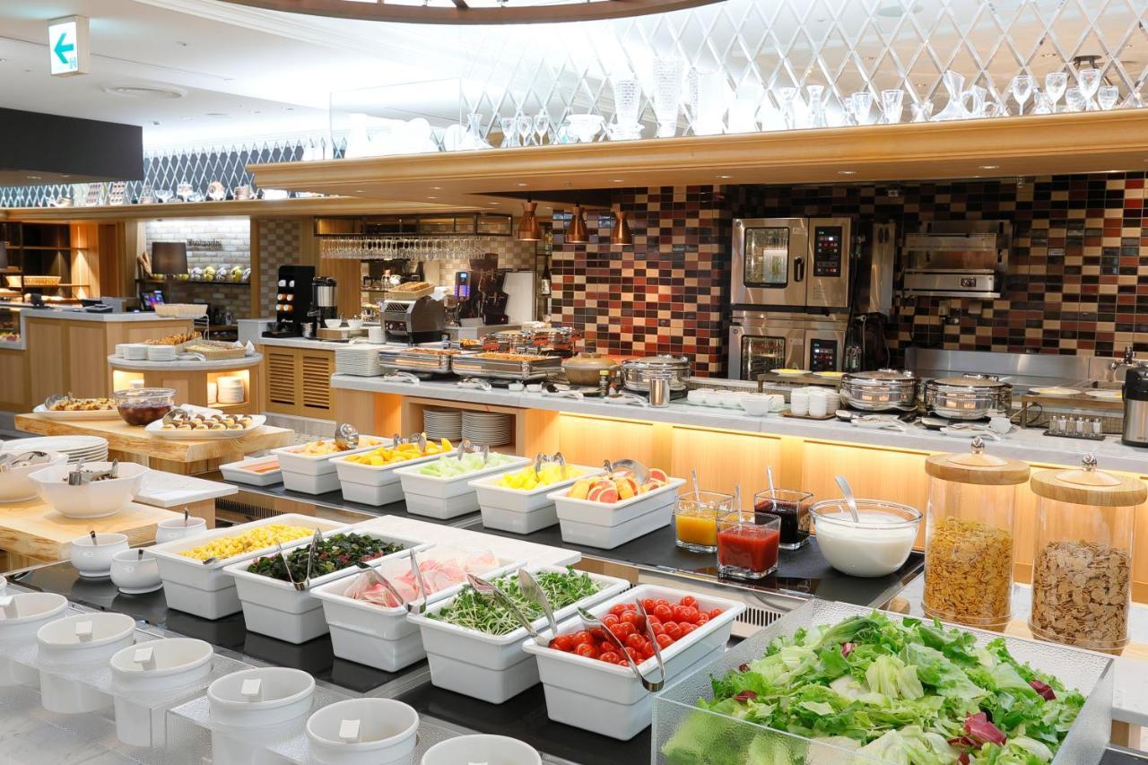 Nagoya Tokyu Hotel Extérieur photo A salad bar